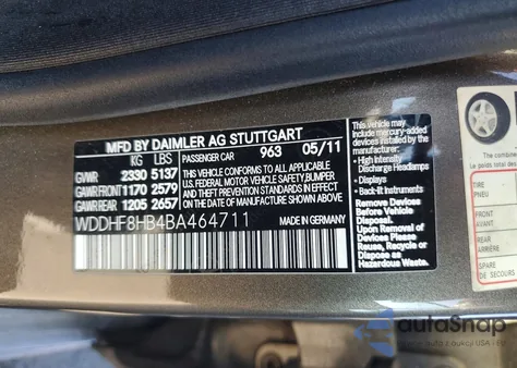 2011 Mercedes-Benz E 350 4Matic z USA, uszkodzony, nr VIN WDDHF8HB4BA464711